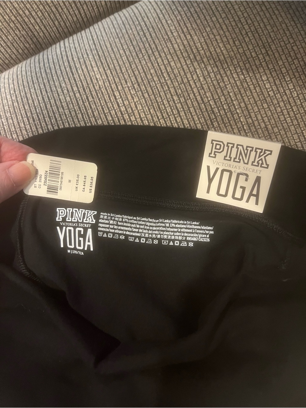 PINK Victoria's Secret Yoga Women’s Black Foldover Flare - Regular Leggings - Picture 4 of 7